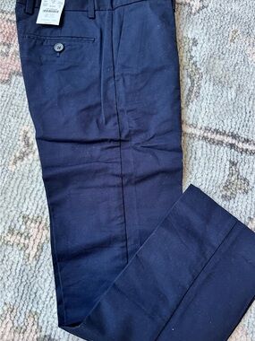 JCrew Crewcuts Thompson boys’ navy dress pants, straight leg in size 8